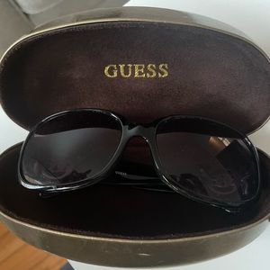 Guess sunglasses w hard case